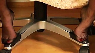 High Heels & Nylon Stockings - Dangling & Shoeplay in Cream Robe