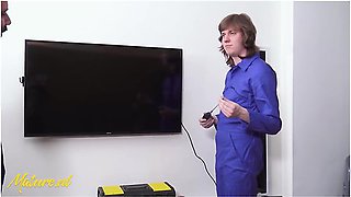 French Milf Get Ass Fucked By The Two Repair Men