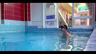 Extreme in the Pool