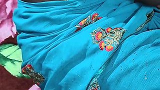 Desi Aunty and Damad Ki Video