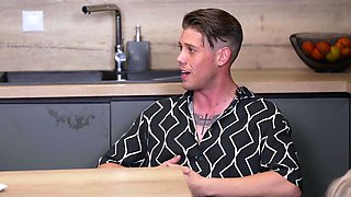 Blonde Bombshell Christy White's Shaved Pussy Gets a