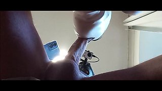 I Am so Good at Giving Blowjobs That It Only Takes 5 Minutes to Go From a Limp Cock to a Cumshot in My Mouth