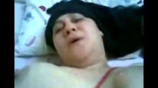 Horny arab egyptian wife gets fucked by a big dick