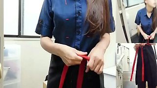 Slutty amateur flashing her big boobs in the backseat