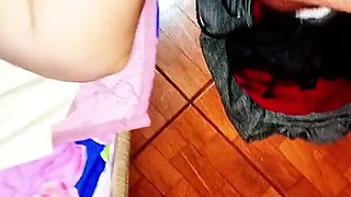 I Invite the Lady I Met at the Gym Over to My House and She Ends up Giving Me a Good Blowjob.