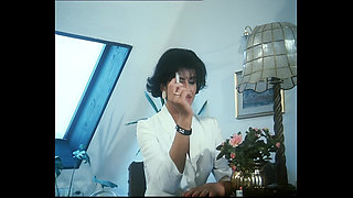 Deborah Knows How to Suck