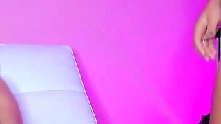 Latina Girl Gives Deep Blowjob to Her Partner