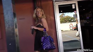 Blowjob Busty Amateur Blonde Fucking In Stall