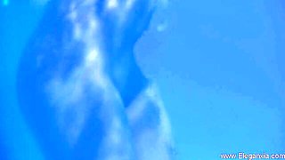 Minx's handjob sex