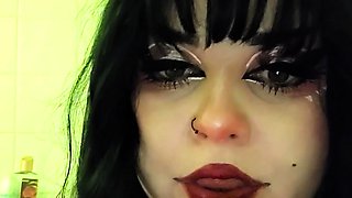 Piss fetish WAM gal solo toys