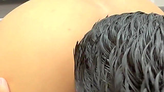 Cachonda Latina Hermanastra Viene a Visitarme Como Excusa Para Que Le Baje Su Calentura Con Mi Enorme Y Rico Pene.