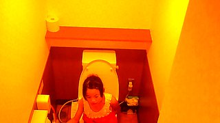 Asian Teen GF Cam Posing