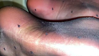 Horny amateur girls with a foot fetish play along