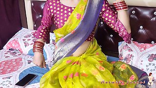 Beautiful bhabhi Jaanvi makes delicious coffee with her fresh breast milk for her devar
