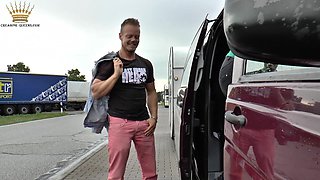 Female Hitchhiker Bangend in a Car on the Highway to Berlin and Double!-creampied (bonny Choc) 30min