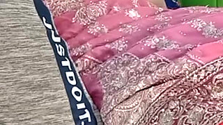 Hot Parosan Muslim Bhabhi Used to Play with My Indian Fat Cock