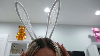 Amateur blonde blowjob and deepthroat