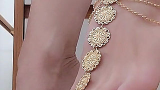Footfetish Sexy Feet and Chain