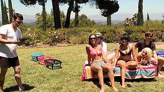 Group Sex Outdoor