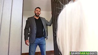 Will pounder finger fuck Kiara Coles narrow teenager snatch!
