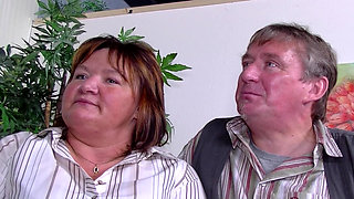 Mature Fat German Sluts Fucked in Nasty Threesome