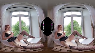 Margarita Teen Virtual 3D Strip On The Window - FeelMeVR