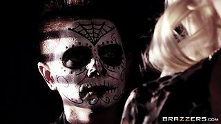 Occult Office With Tommy Gunn, Will Powers, Courtney Taylor - Brazzers