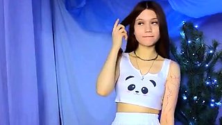 Small titted brunette teen fingering on the bed