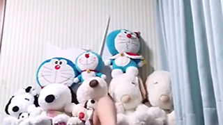 Feeling Sensitive Alone at Home Can't Stop