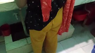 Desi Bhabhi Fucking Hard in Kitchen While Cooking Food