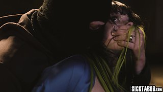 Xwife Karen got pounded by a guy in mask