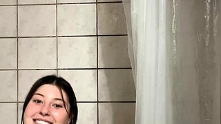 Love Chat Big Boobs Brunette Masturbating For Cam