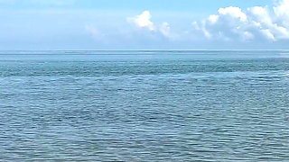 Homemade Accidental Sex - Handjob and Cumshot on Public Beach