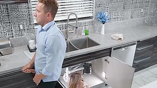 Girl with a sexy body gets fucked by her latest client