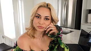 MomWantsToBreed-Stepmoms My Sex Doll, Crystal Rush