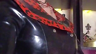 Femdom Mistress Eva Latex Rubber Goddess and Pussy Licking Slave