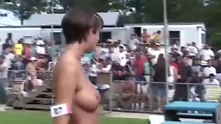 Nudes-A-Poppin August 2000 Part 2 of 3