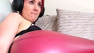 Amateur brunette ariana marie solo toying