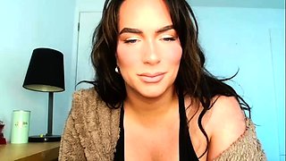 Hot brunette amateur MILF rides hubbys cock