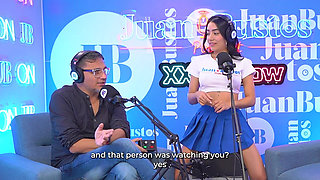 Little Kinky Colombian Mayraoficial Cums on the Sybian Machine - Juan Bustos Podcast