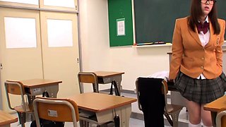 Asian college chick enjoy her toys masturbation