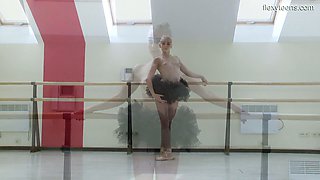 Slender ballerina Dora Tornaszkova gets naked and shows yummy pussy