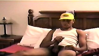 Vintage str8 stud got HJ from busty gay