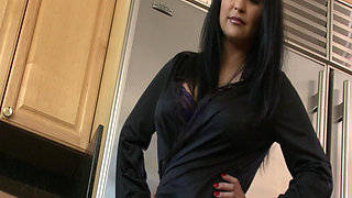 MILFs on Fire Scene-3_latina Housewife with a Big Ass Fucks the Plumber with Cum on Her Tits