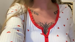 Tattooed horny goth moaning louder with every deep thrust