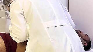 Patient Can't Handle It and Becomes Stiff in Front of the Nurse During the Exam