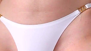 Sexy Cameltoe Pussy View