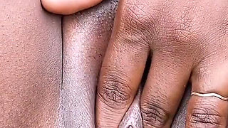 Talllizzy Viberate and Finger My Meaty Pussylips to Orgasm