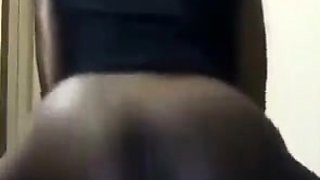 Webcam beauty and her toys have solo sex