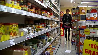 Public Blowjob at the Supermarket with Popp Sylvie